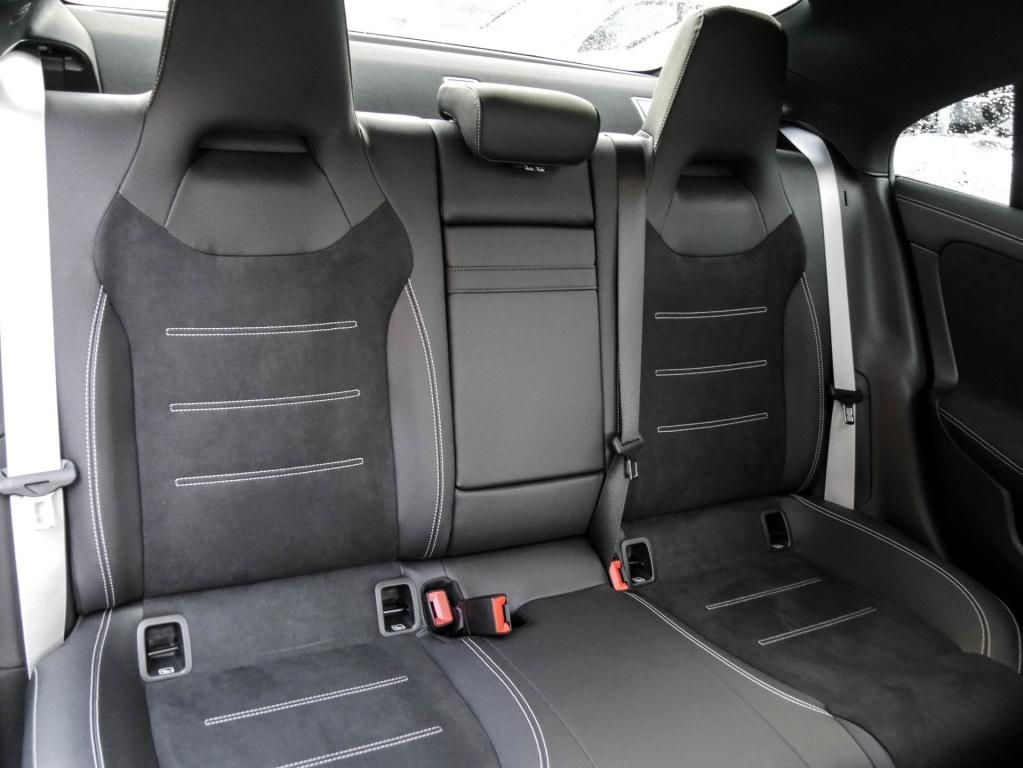 Mercedes-Benz CLA 180 2026