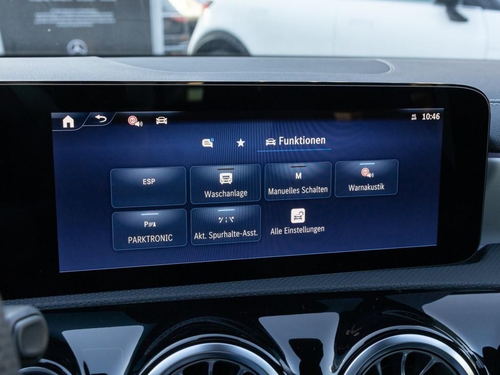 Mercedes-Benz CLA 180 2026