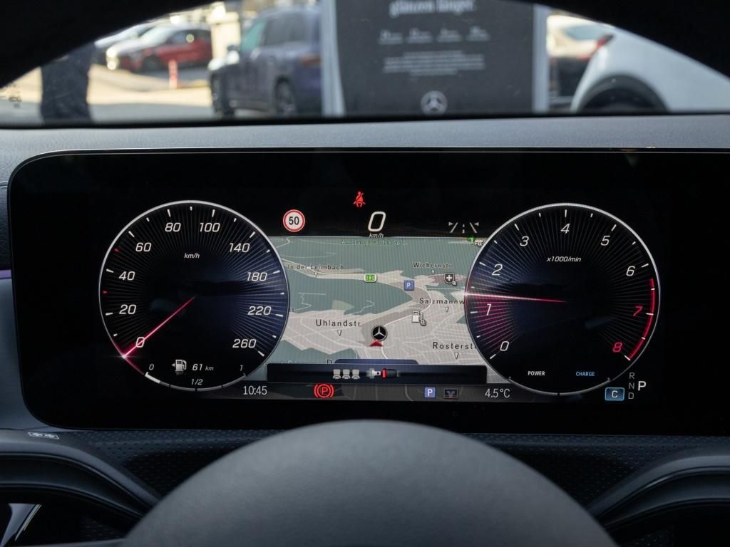 Mercedes-Benz CLA 180 2026