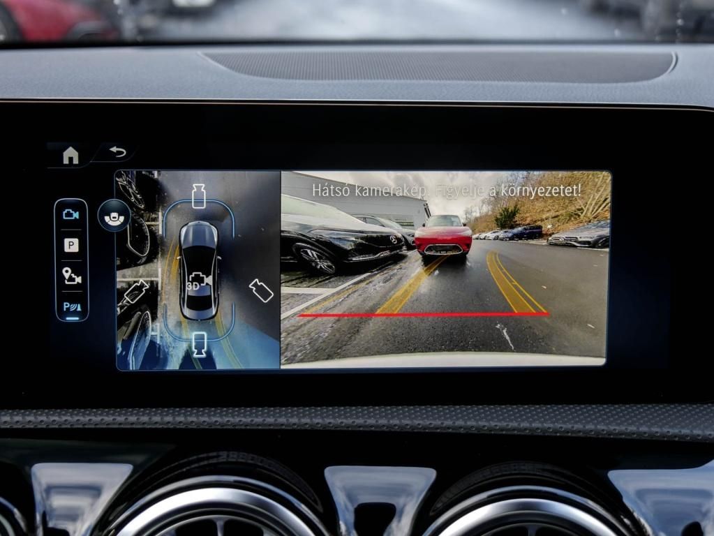 Mercedes-Benz CLA 180 2026