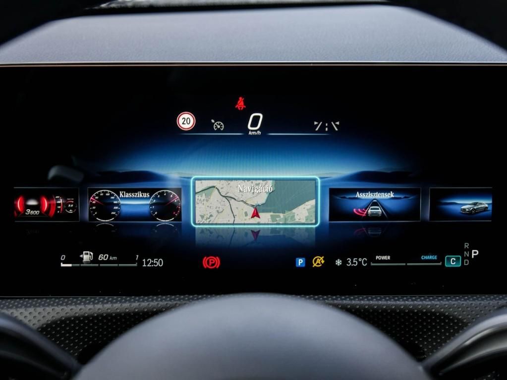 Mercedes-Benz CLA 180 2026