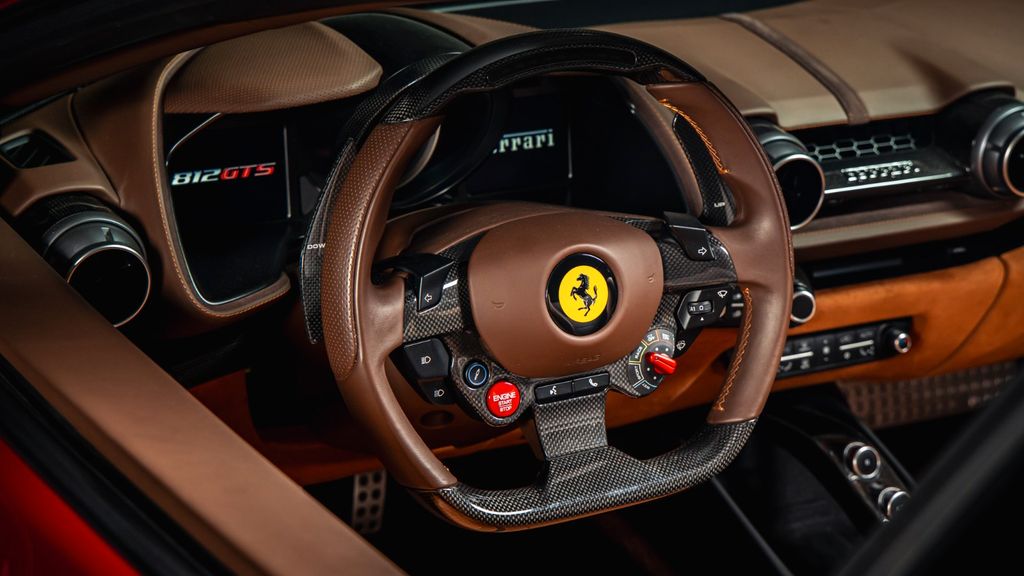 Ferrari 812 2023