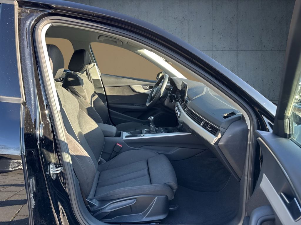 Audi A4 2022