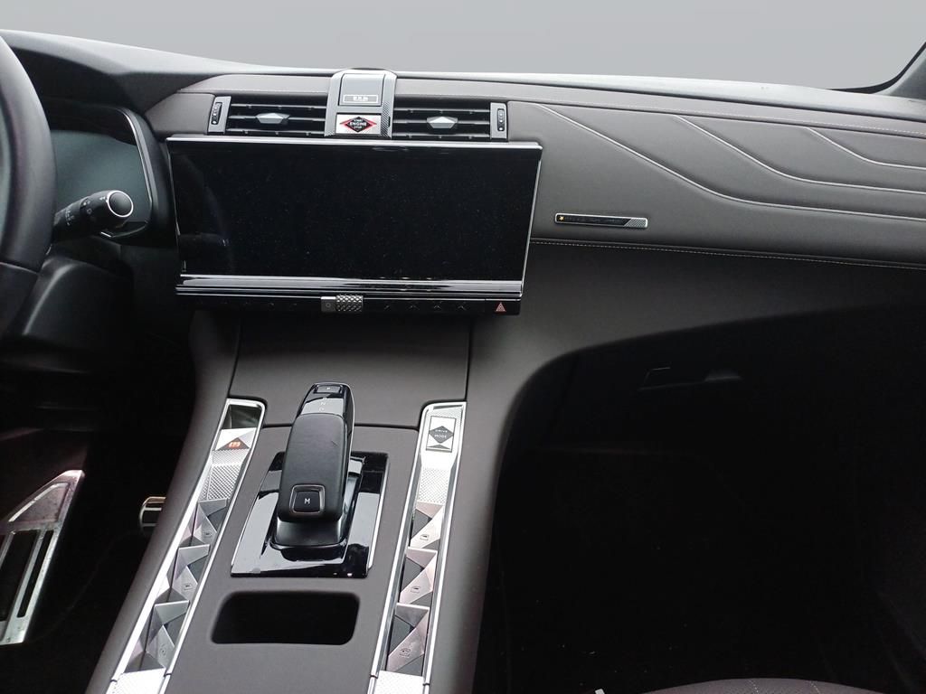 DS Automobiles DS7 (Crossback) 2024