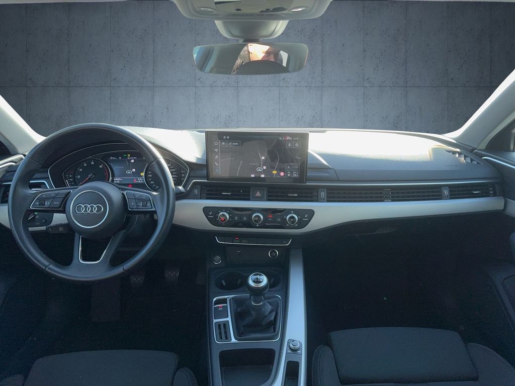 Audi A4 2022