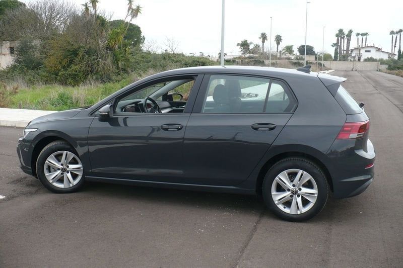 Volkswagen Golf 2022