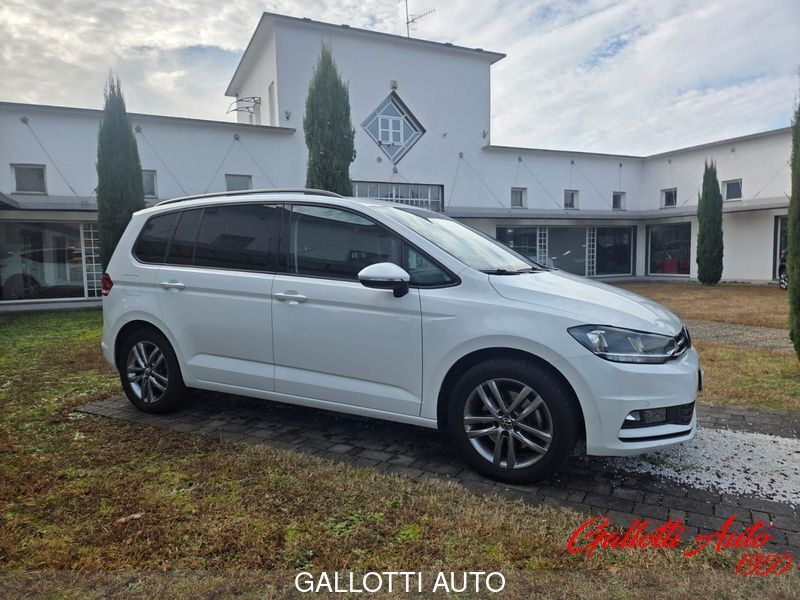 Volkswagen Touran 2022