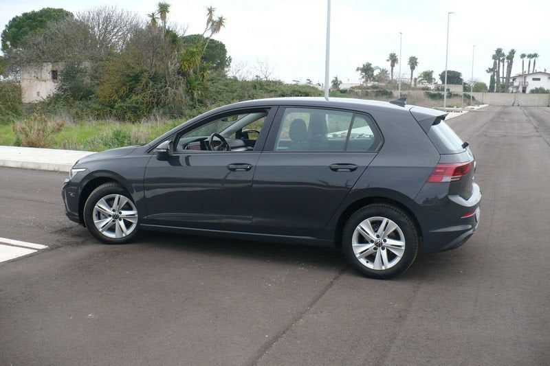 Volkswagen Golf 2022