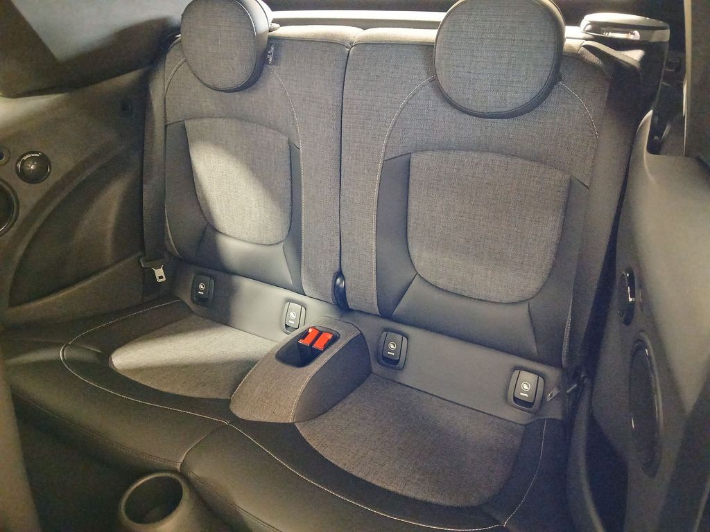 MINI Cooper Cabrio 2022