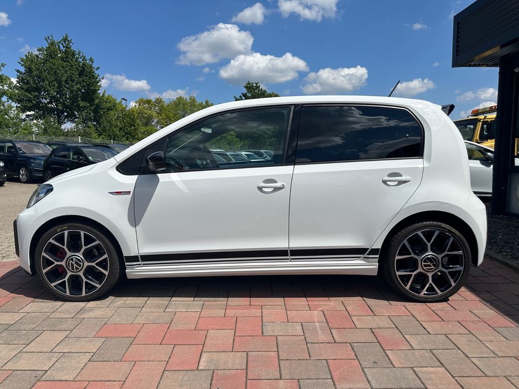 Volkswagen up! 2022