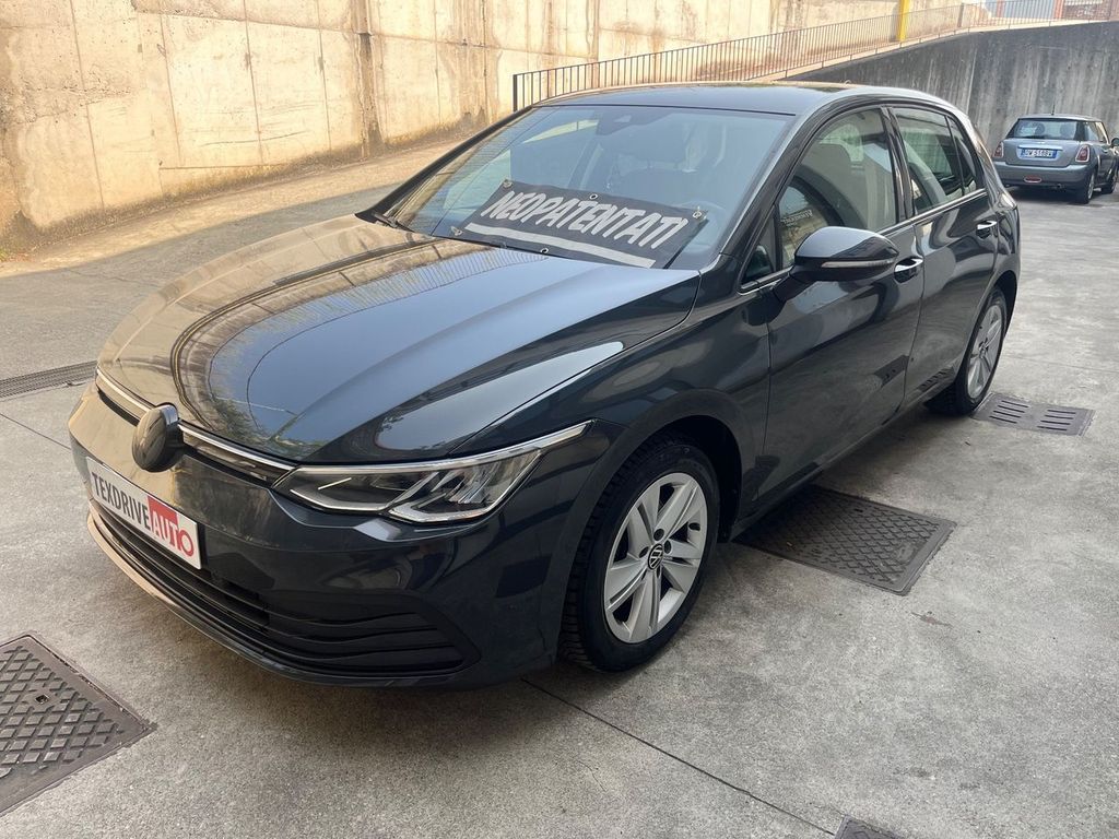 Volkswagen Golf 2021