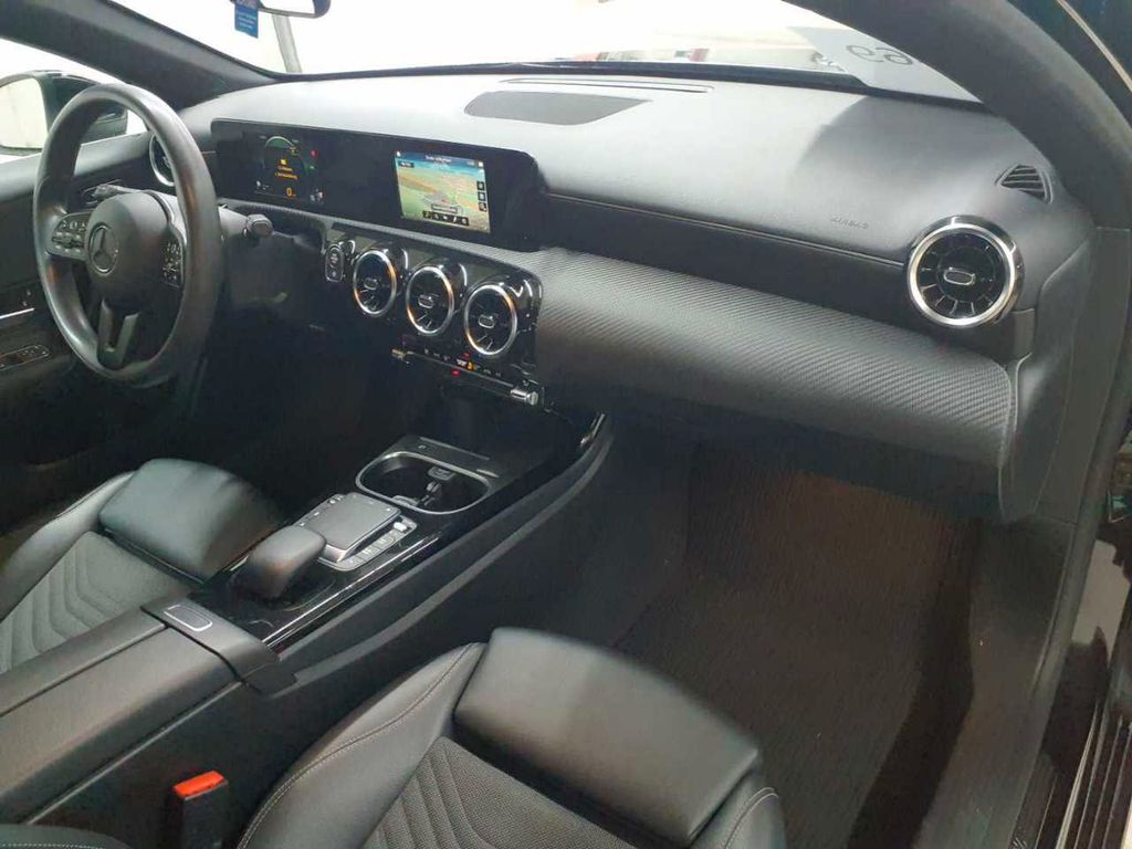 Mercedes-Benz A 180 2020