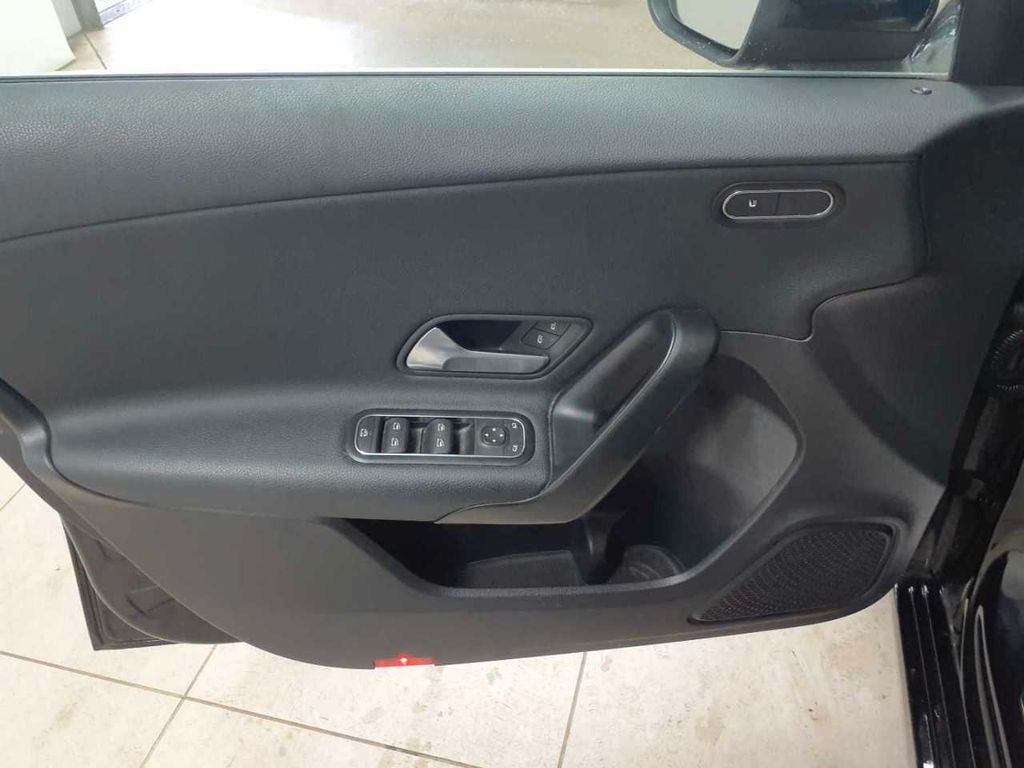 Mercedes-Benz A 180 2020