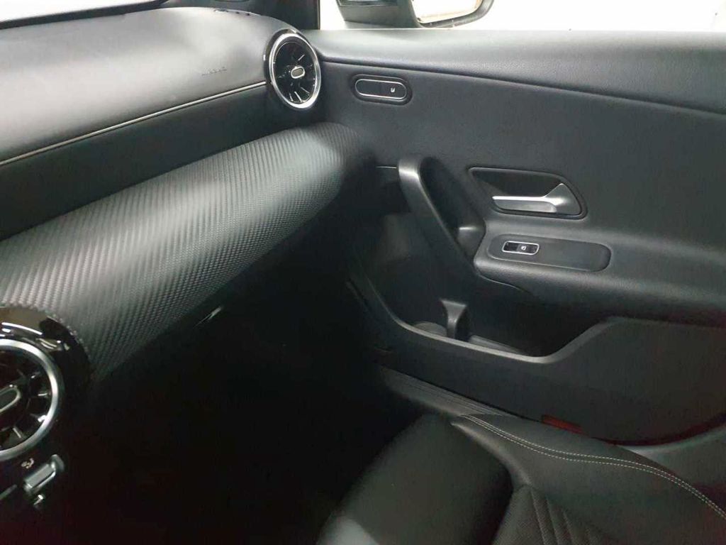 Mercedes-Benz A 180 2020