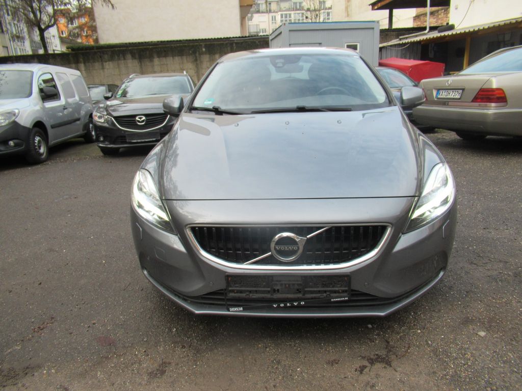 Volvo V40 2017