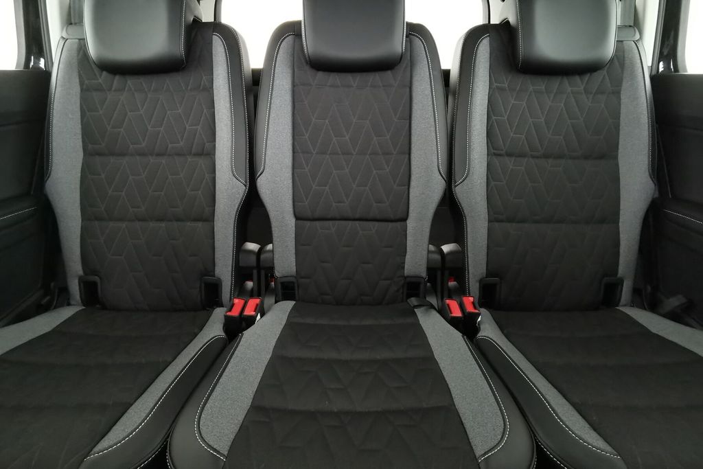 Volkswagen Touran 2025