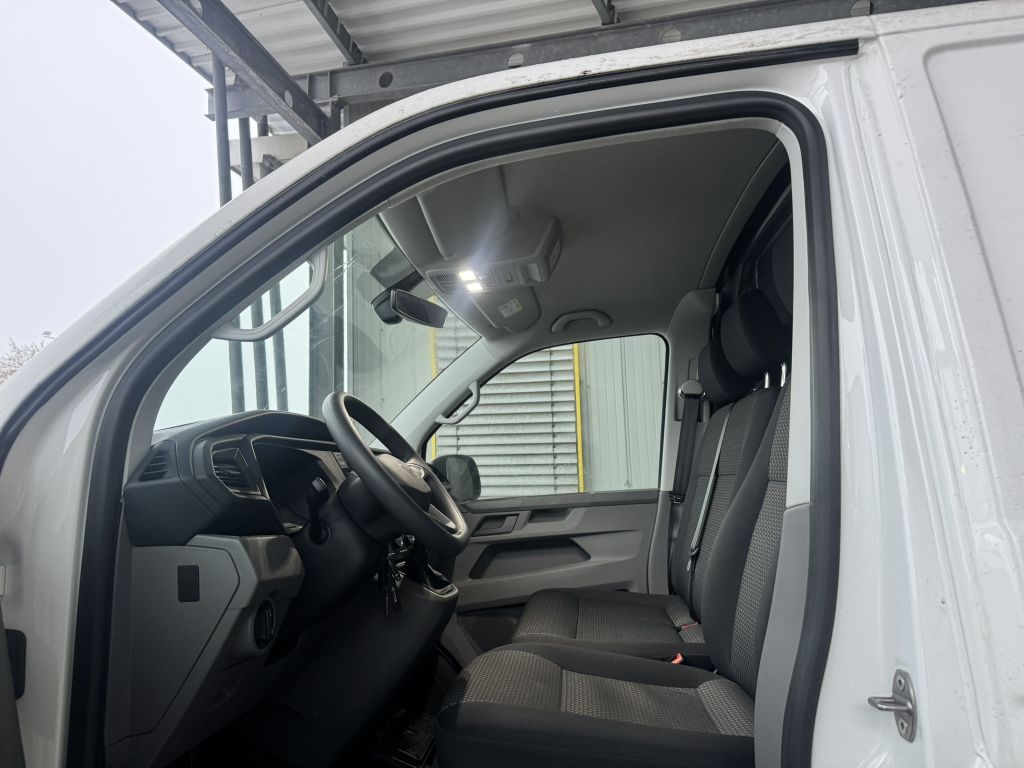 Volkswagen T6 Transporter 2023