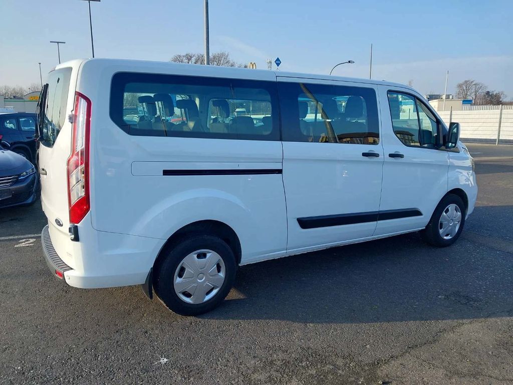Ford Tourneo Custom 2022