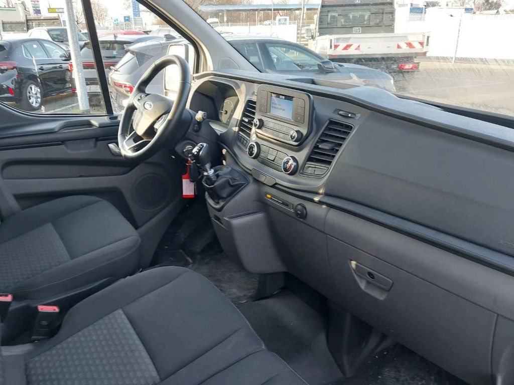 Ford Tourneo Custom 2022