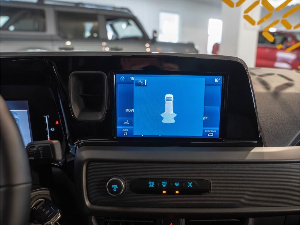 Ford Transit Courier 2025