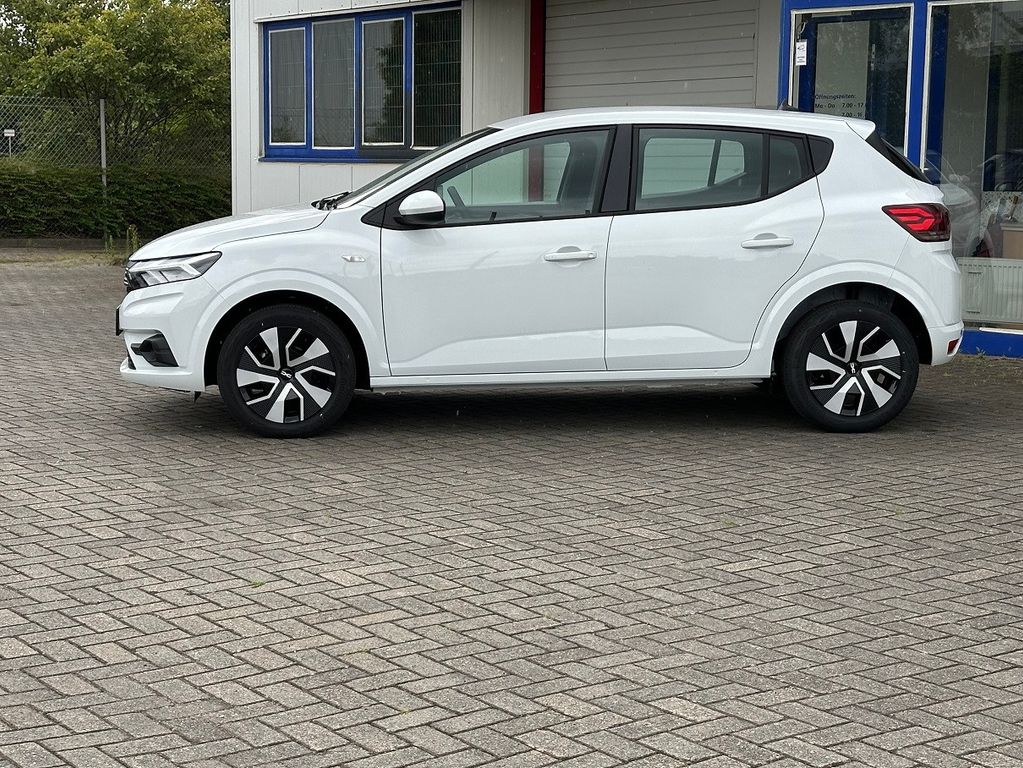 Dacia Sandero 2025