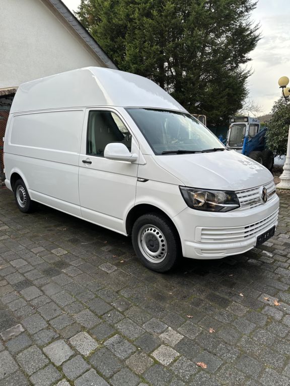 Volkswagen T6 Transporter 2016