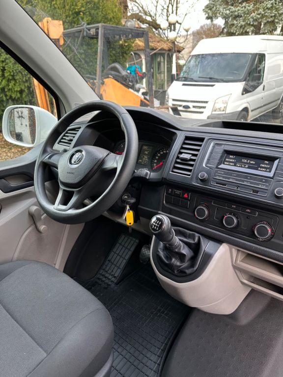 Volkswagen T6 Transporter 2016