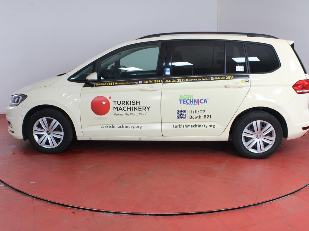 Volkswagen Touran 2024