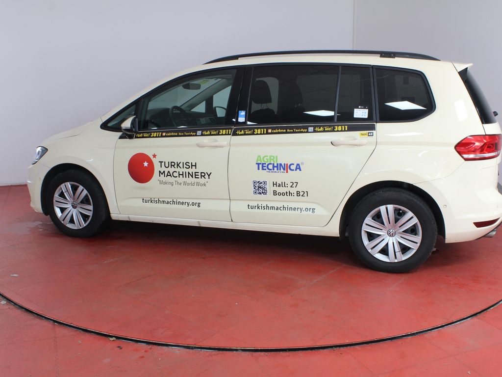 Volkswagen Touran 2024