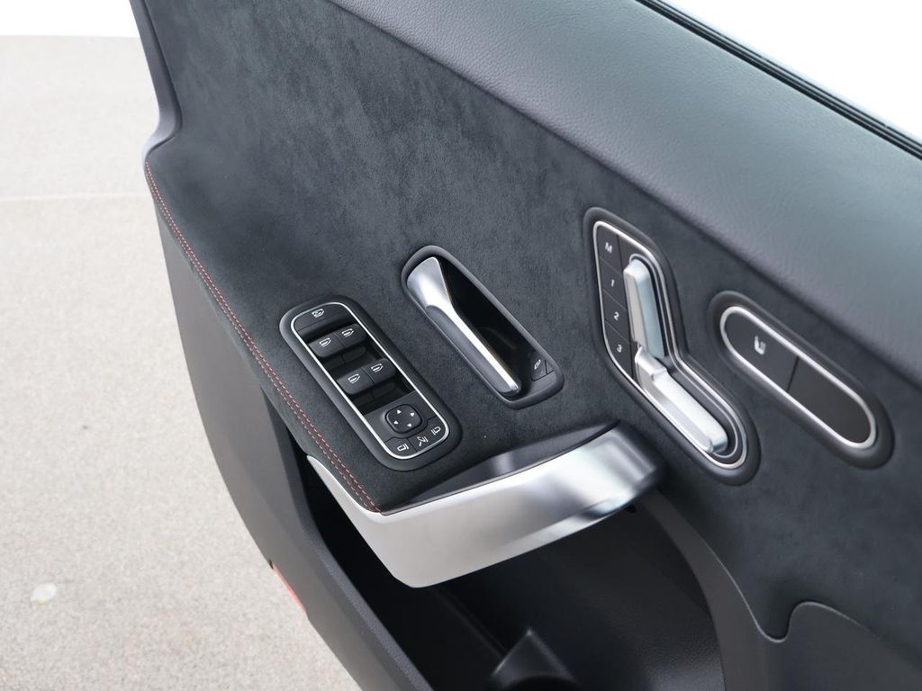 Mercedes-Benz A 250 2022