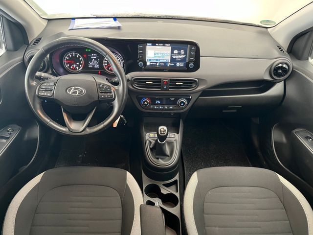 Hyundai i10 2022