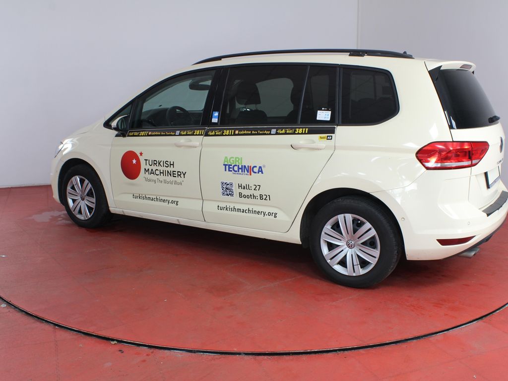 Volkswagen Touran 2024