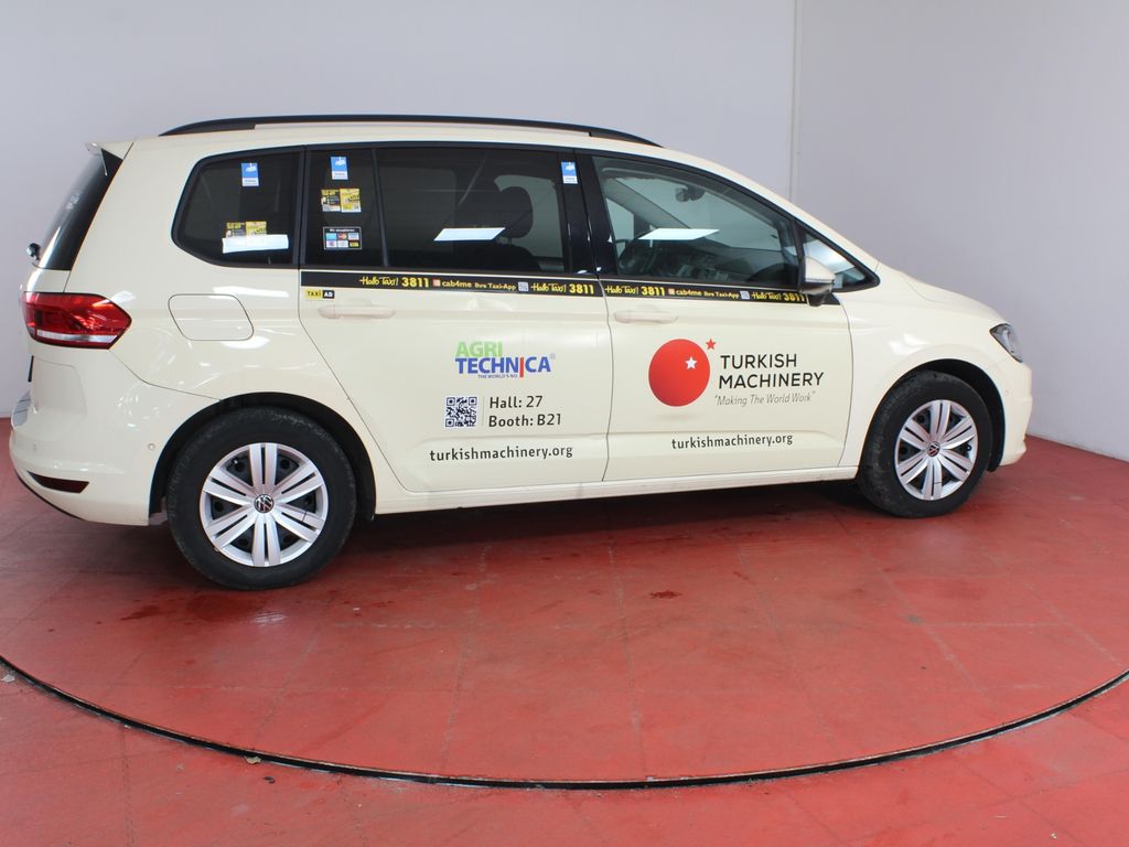 Volkswagen Touran 2024