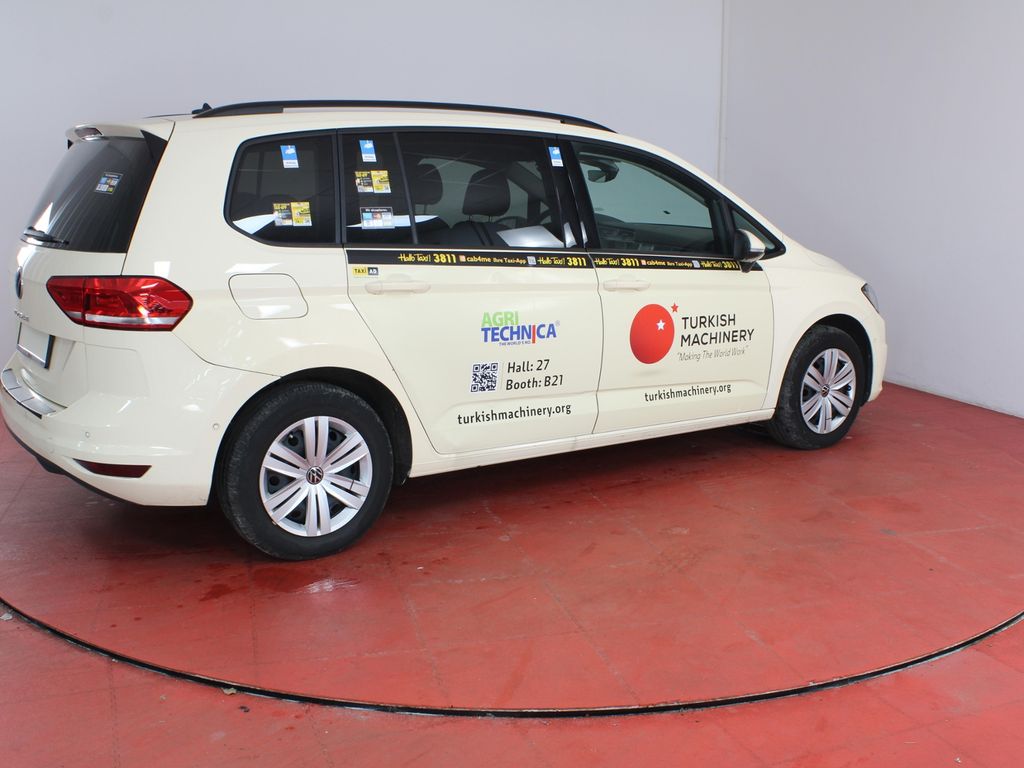 Volkswagen Touran 2024