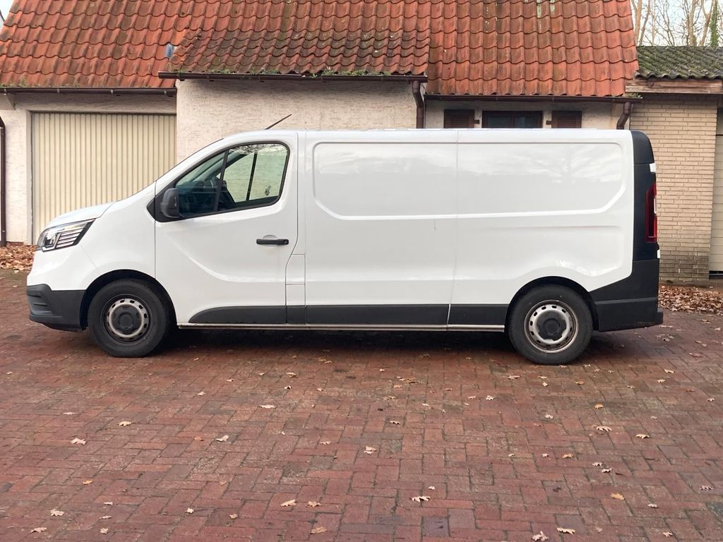 Renault Trafic 2025