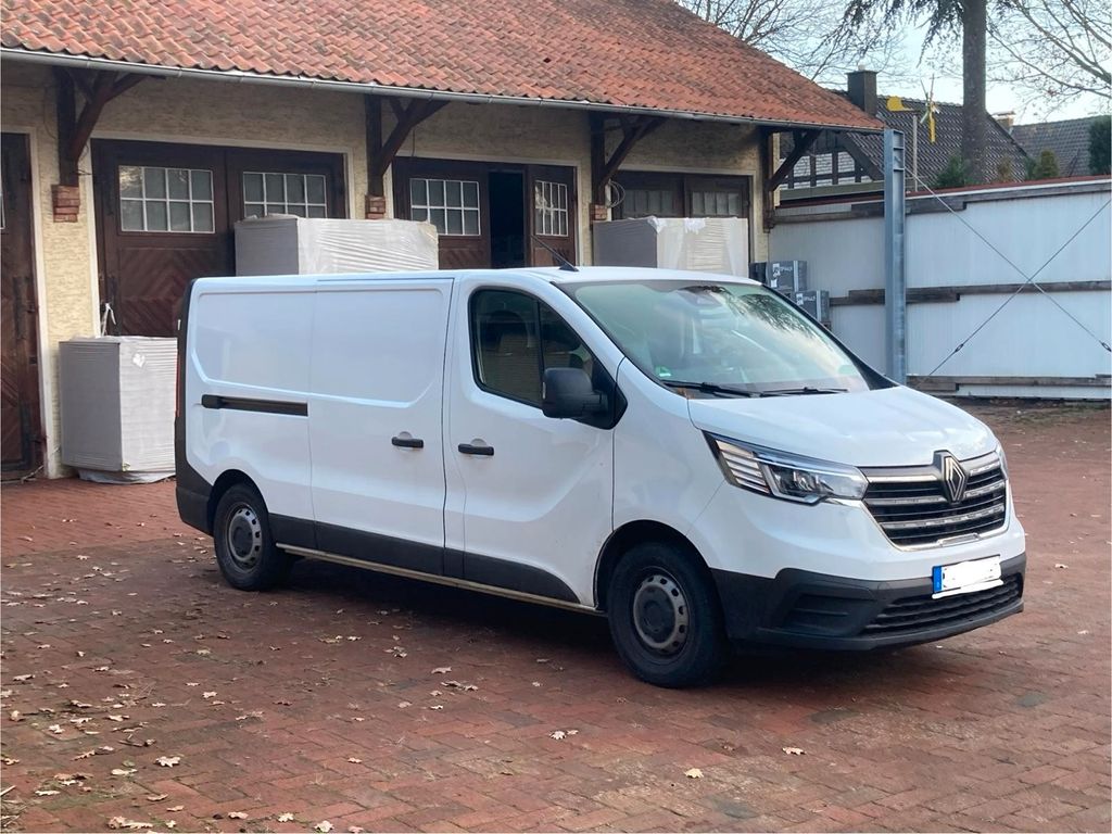 Renault Trafic 2025