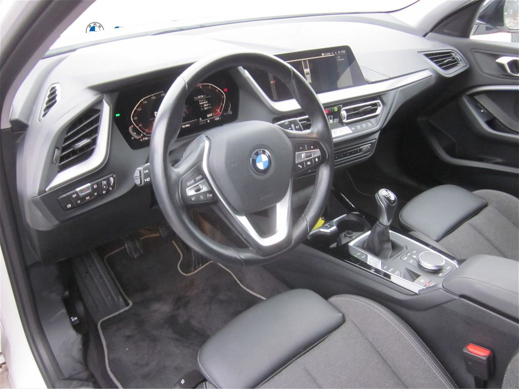 BMW 116 2023