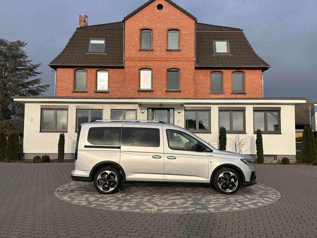 Ford Grand Tourneo 2025