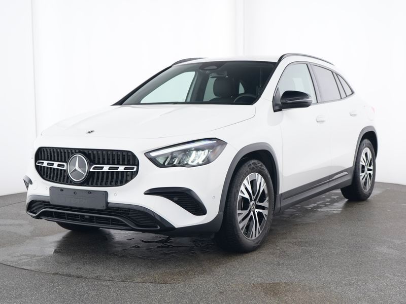 Mercedes-Benz GLA 180 2024