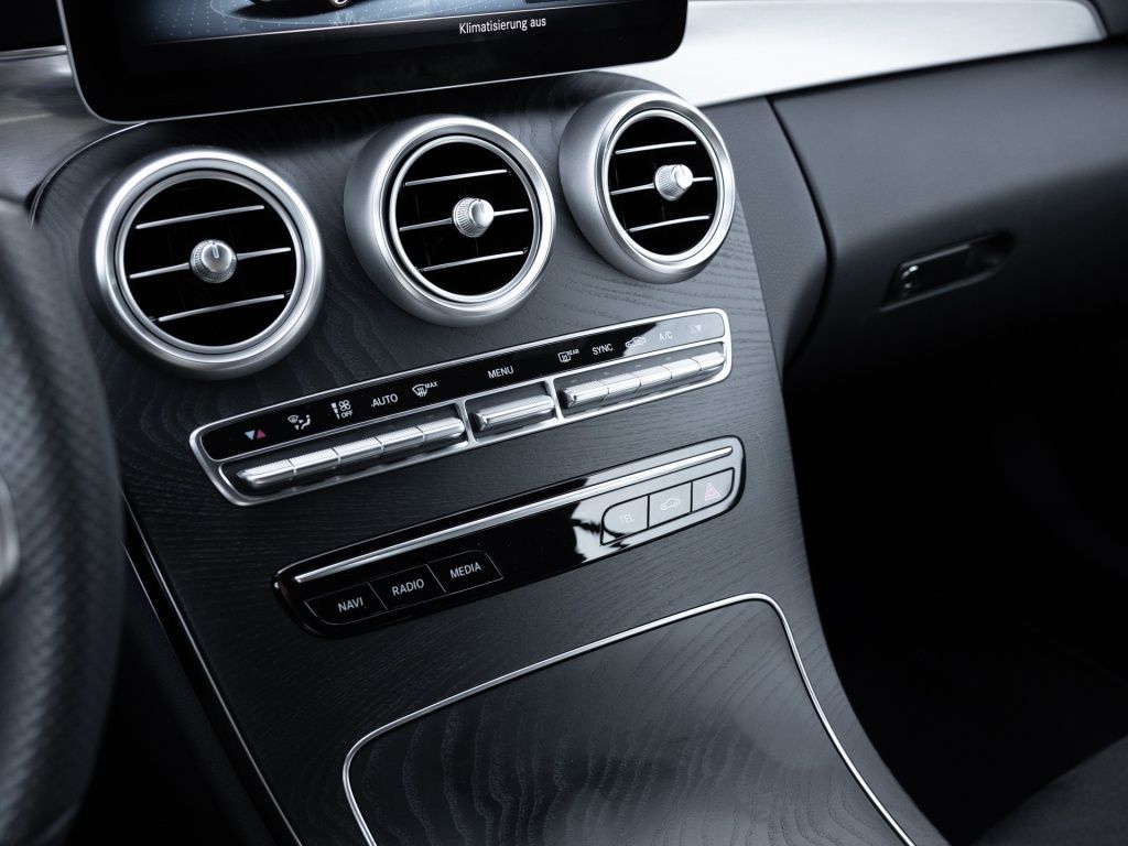 Mercedes-Benz C 180 2021