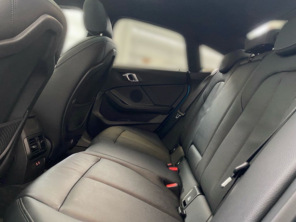 BMW 218 Gran Coupé 2024