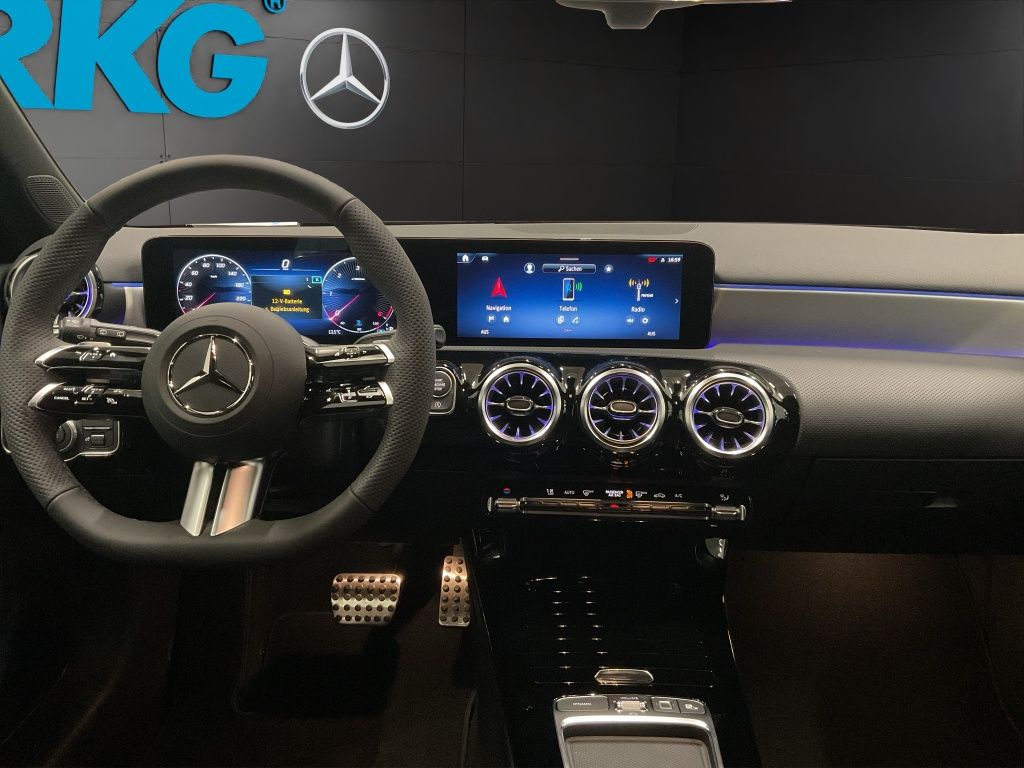 Mercedes-Benz A 200 2025