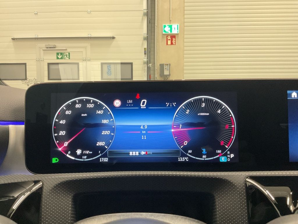 Mercedes-Benz A 200 2025