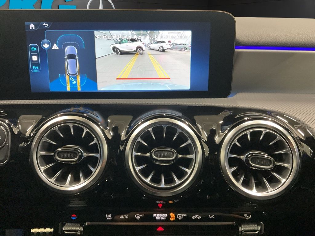 Mercedes-Benz A 200 2025