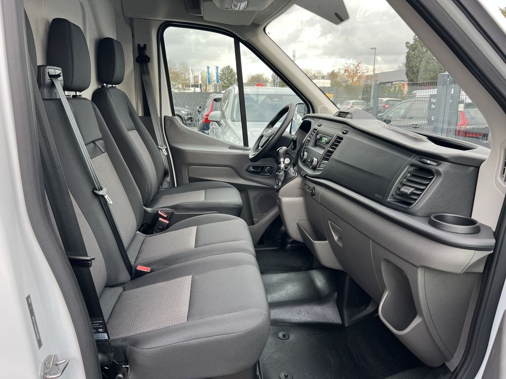 Ford Transit 2025