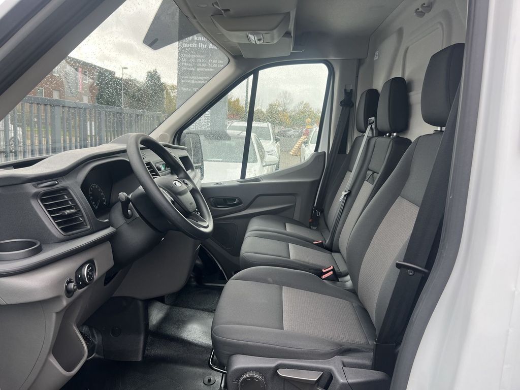 Ford Transit 2025