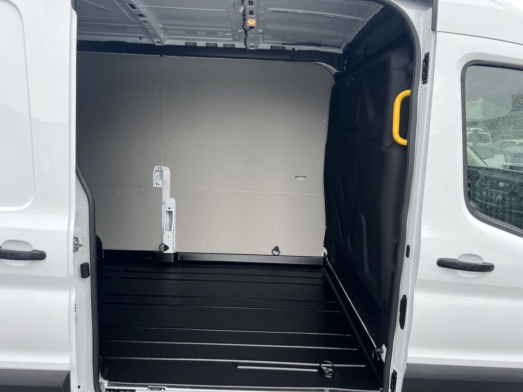 Ford Transit 2025