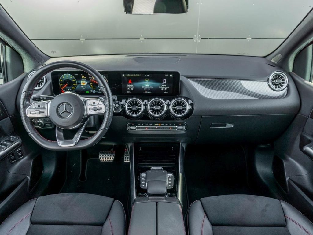 Mercedes-Benz B 250 2022