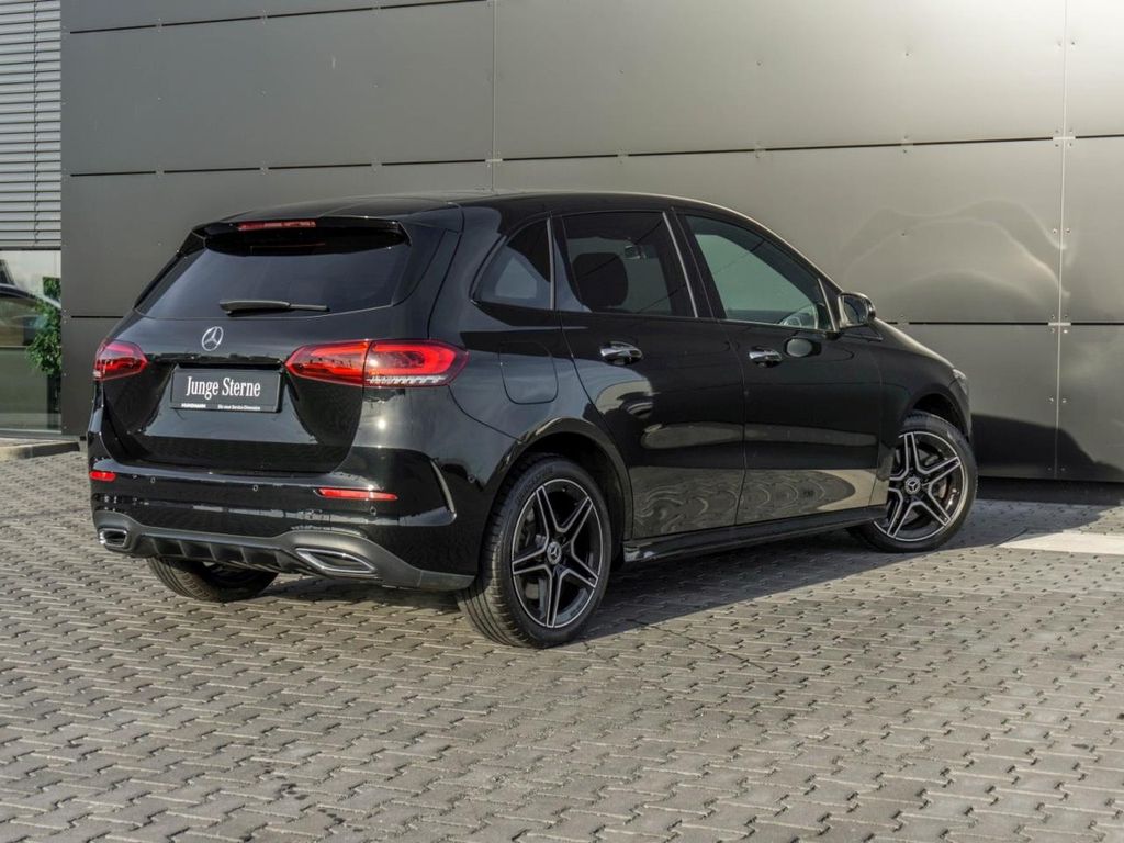 Mercedes-Benz B 250 2022