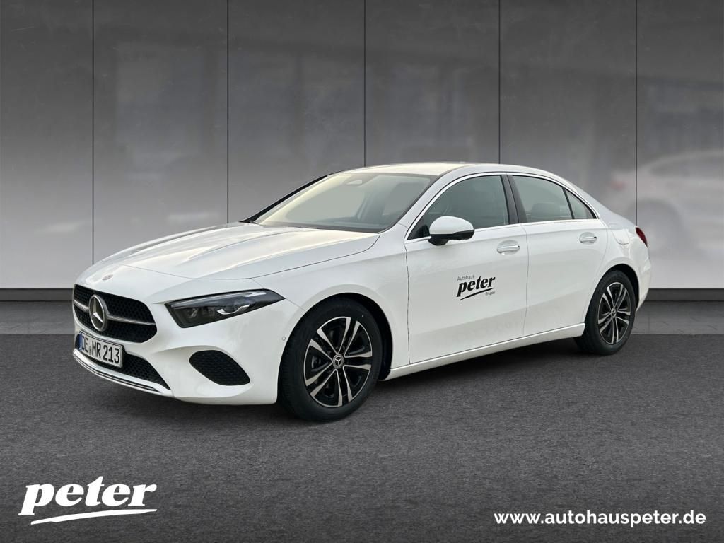 Mercedes-Benz A 180 2025
